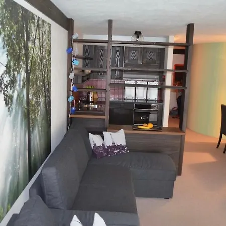 Ferienwohnung Engelberg شقة *